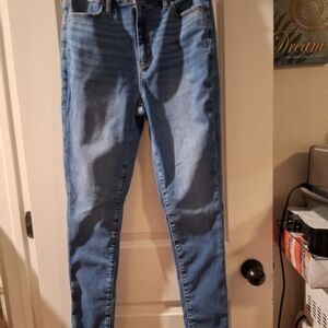 American Eagle Outfitters High Rise Blue Jeans